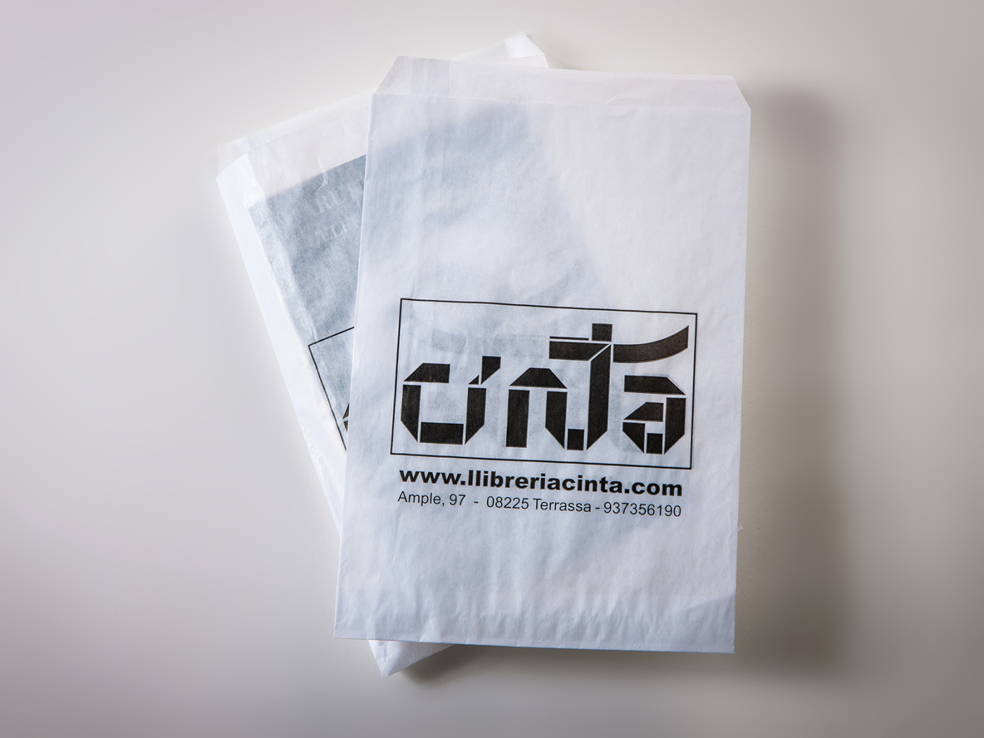 Bossa de paper per a llibreries